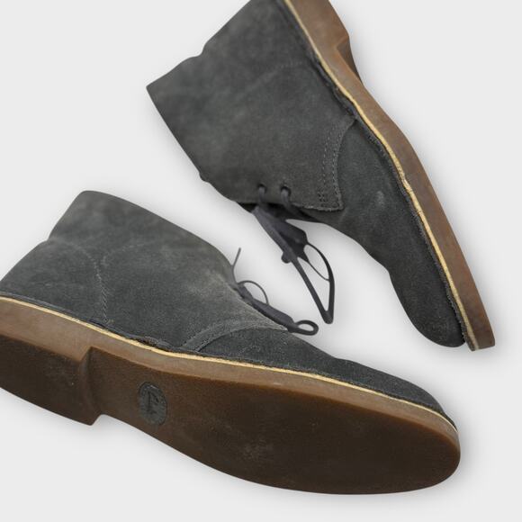 Clarks Bushacre Gray Suede Chukka Boots Men 8